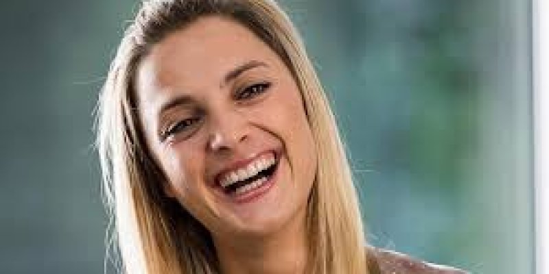 Bára POLÁKOVÁ